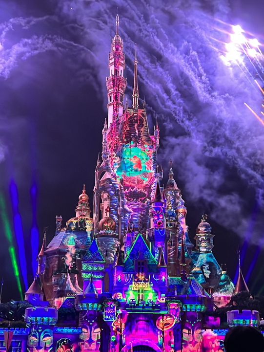 มาดูพลุที่ Hongkong Disneyland กันค่าาา