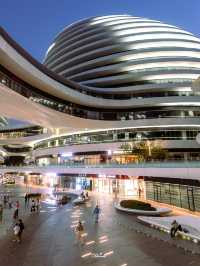 Galaxy Soho Building มุมถ่ายรูปปักกิ่งสุดคูล 📸