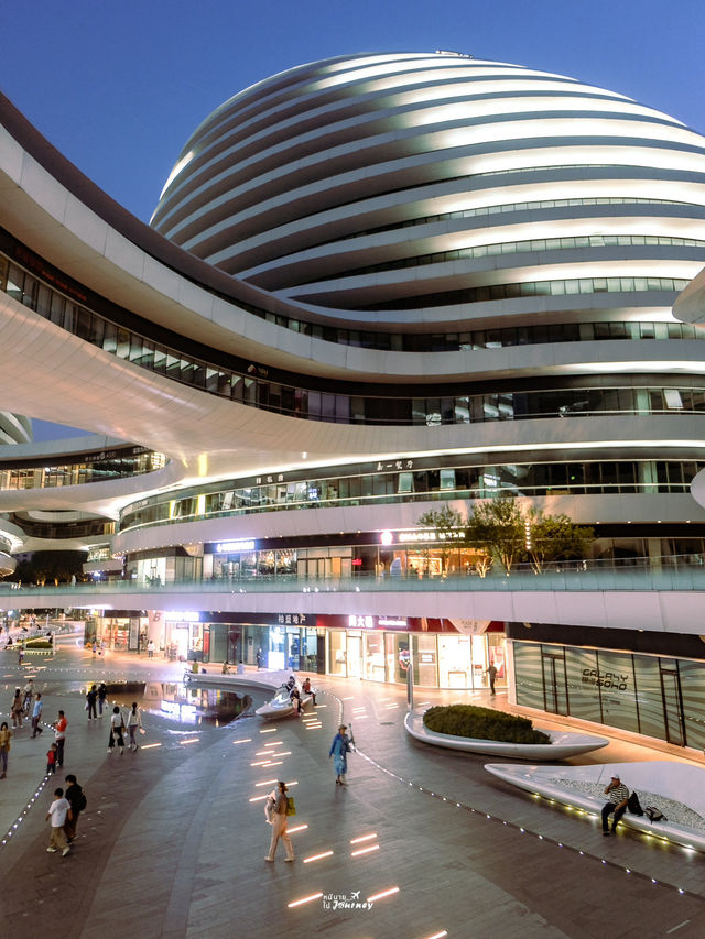 Galaxy Soho Building มุมถ่ายรูปปักกิ่งสุดคูล 📸