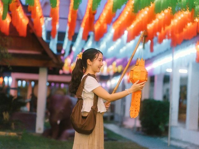 เทศกาลโคมแสนดวง จ.ลำพูน
