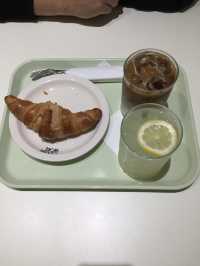 서촌 단풍맛집 커피맛집! •오버트서울•☕️