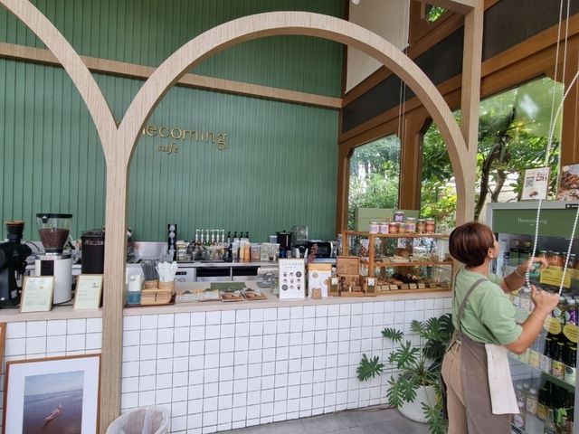 ร้านคาเฟ่น่านั่งในจ.สุราษฎร์ธานี🌿
