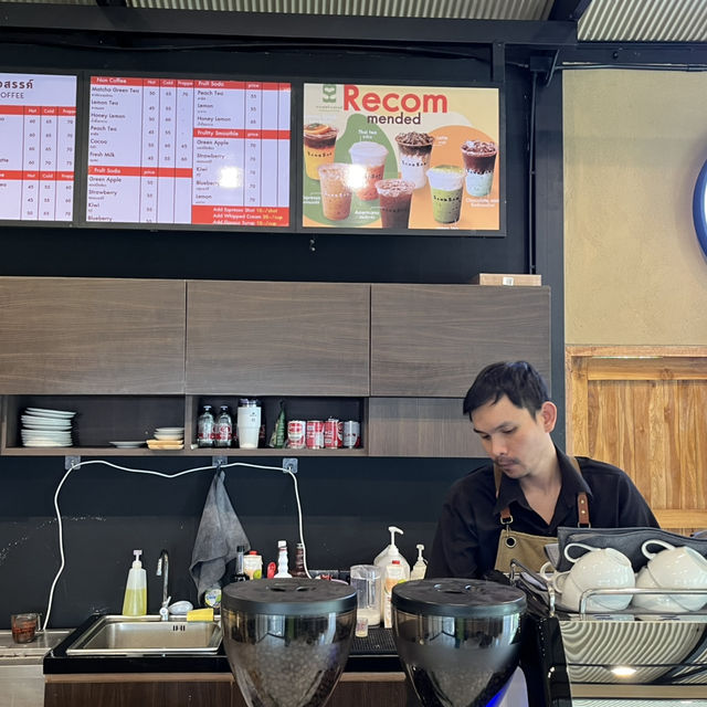 กาแฟสร้างสรรค์ ลำปาง