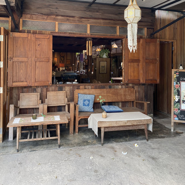 PAPACRAFT CAFE