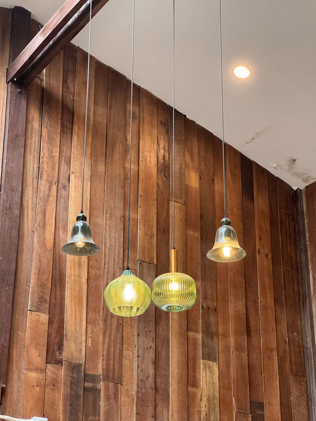 A Charming Coffee Haven in the Heart of Takuapa