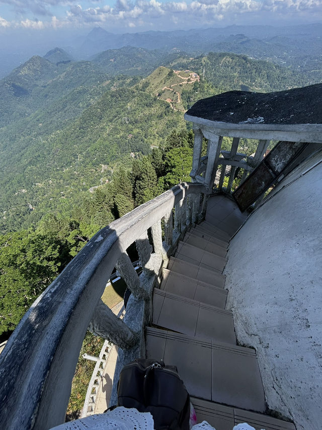 Ambuluwawa Tower Visit Tips
