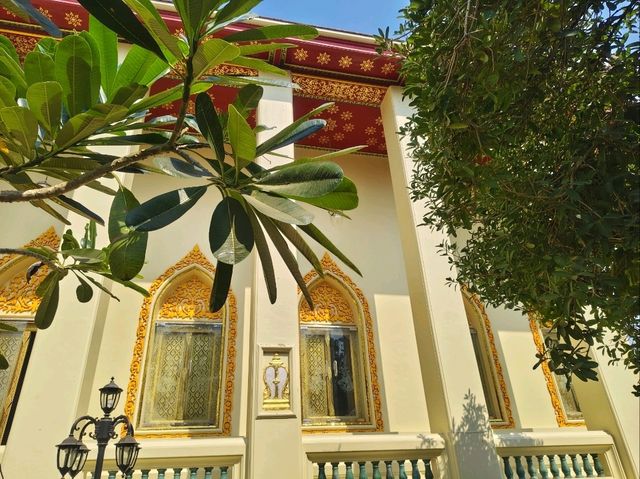 ไหว้พระขอพร @ วัดไชโยวรวิหาร