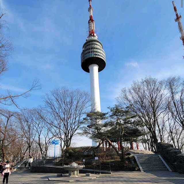 N Seoul Tower (N首爾塔)