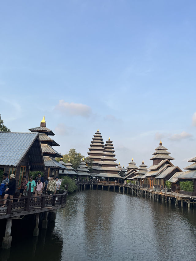 Rajamaitri Buri homestay 