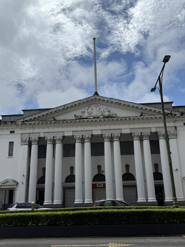 Discovering Kuching: A Perfect Blend of Culture, Nature, and Charm