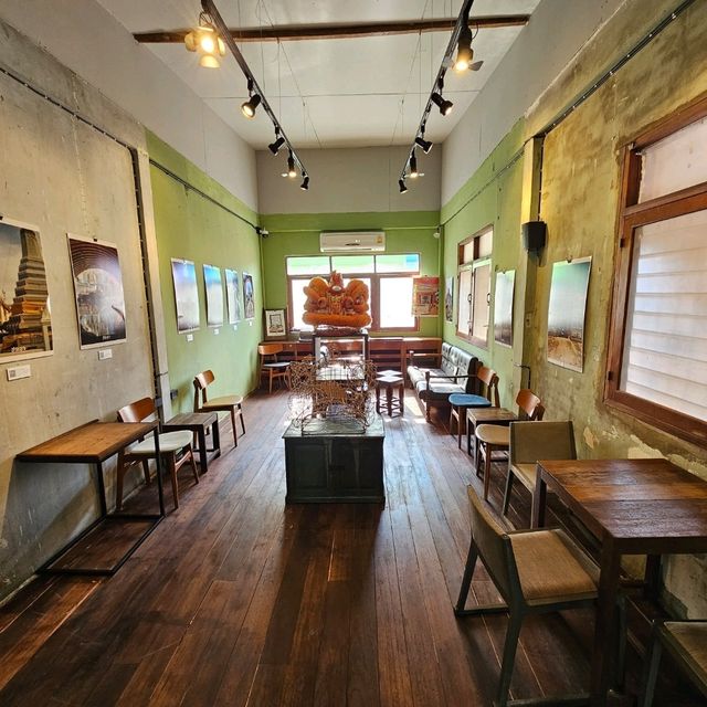 Pracha cafe