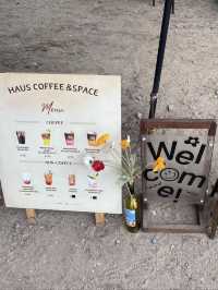 Haus Coffee and Space คาเฟ่ริมหาดแสงจันทร์ จ.ระยอง