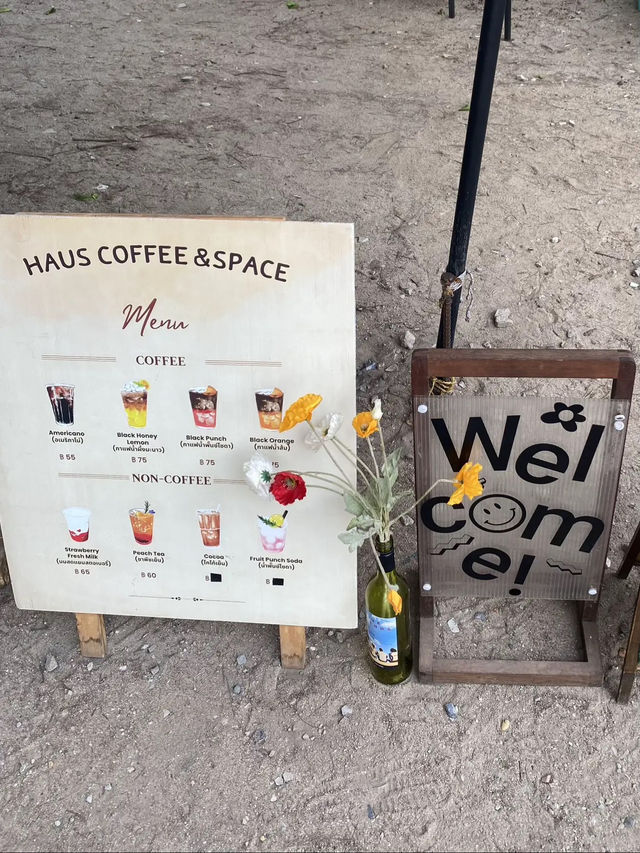 Haus Coffee and Space คาเฟ่ริมหาดแสงจันทร์ จ.ระยอง
