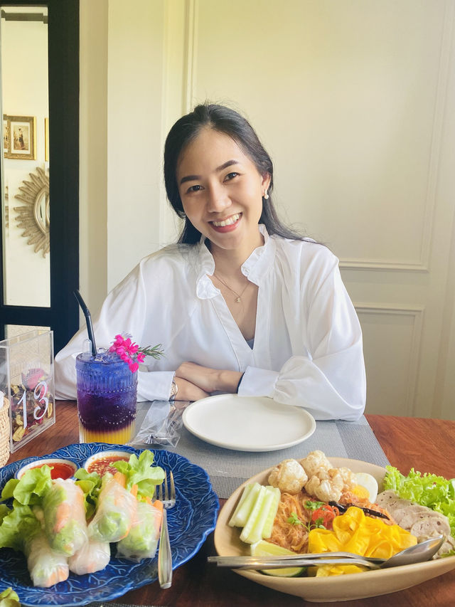 “หอมจันทร์” ร้านอาหารไทยและคาเฟ่ในเชียงราย