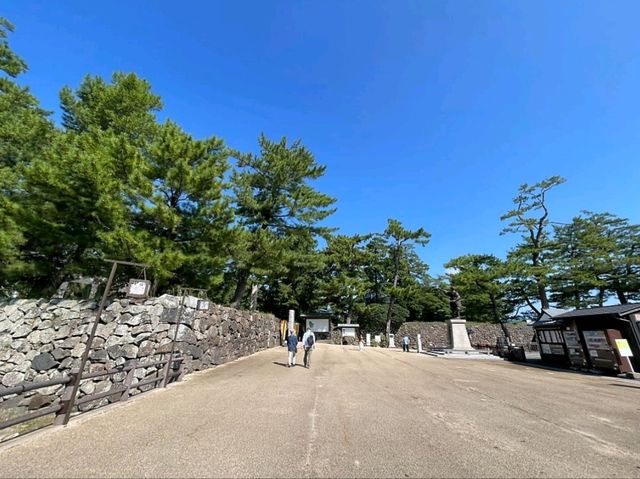 마쓰에 수로와 성 입구