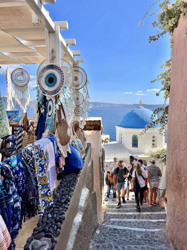 Spring Trip to Santorini: Exploring Oia💐