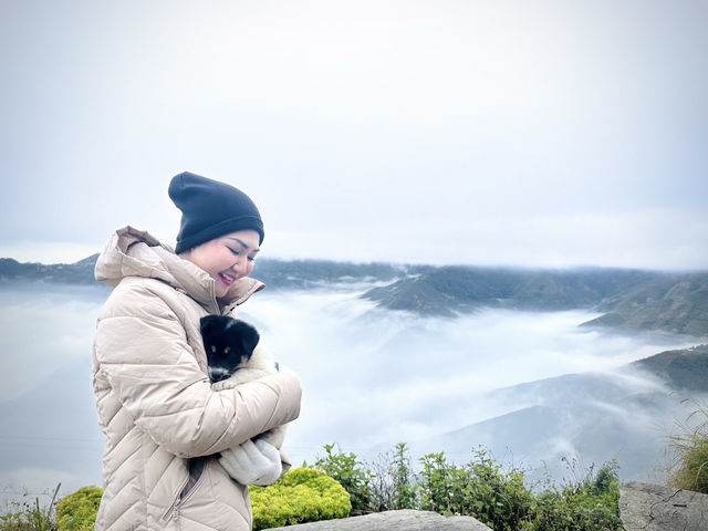 Where Earth Meets Sky: Moc Chau's Cloud 