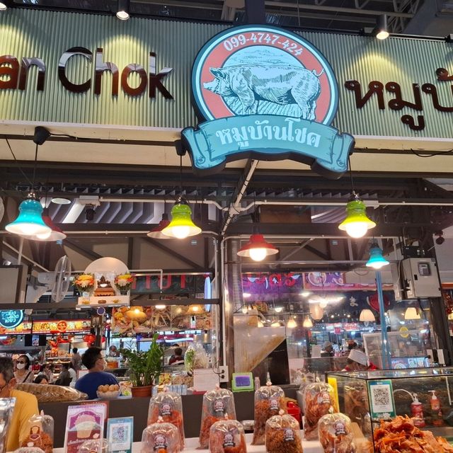 ตลาดสดธนบุรี แหล่งรวมของอร่อย