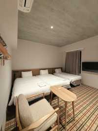 🇯🇵沖繩 木質設計 米白色調 高質感住宿推薦 Nest Hotel Naha Kumoji 🛏️🌴