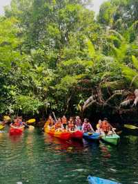 พายเรือคายัคคลองหรูด คลองน้ำใสและเย็นฉ่ำ