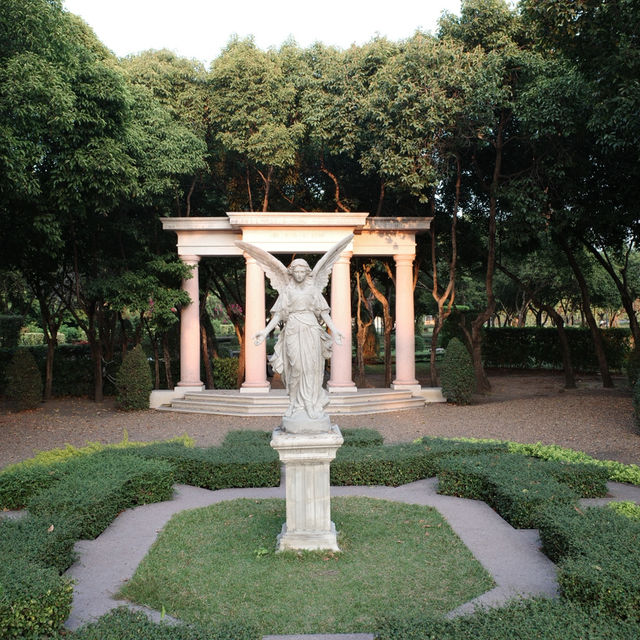 สวนหลวง ร.9
