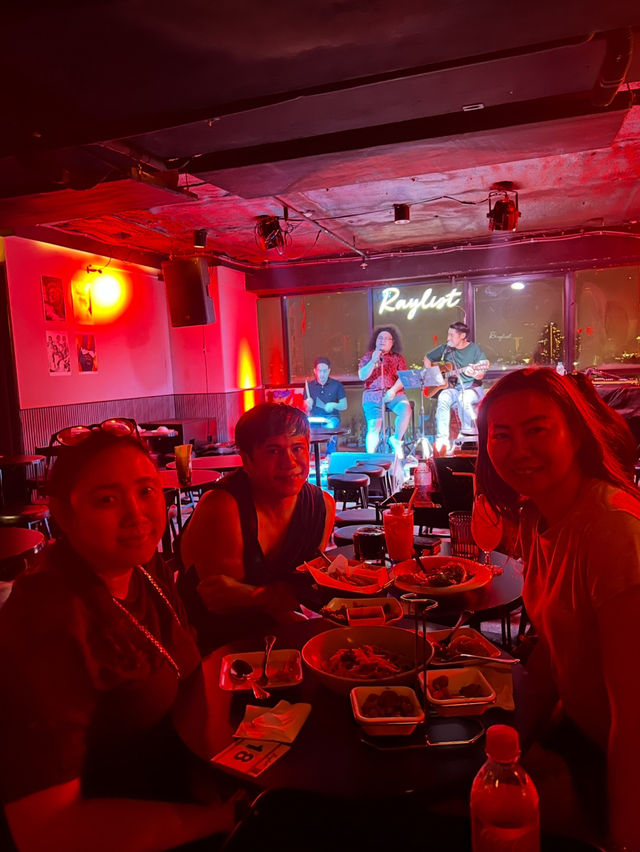 Raylist Rooftop & Bar ย่านสาทร กรุงเทพ