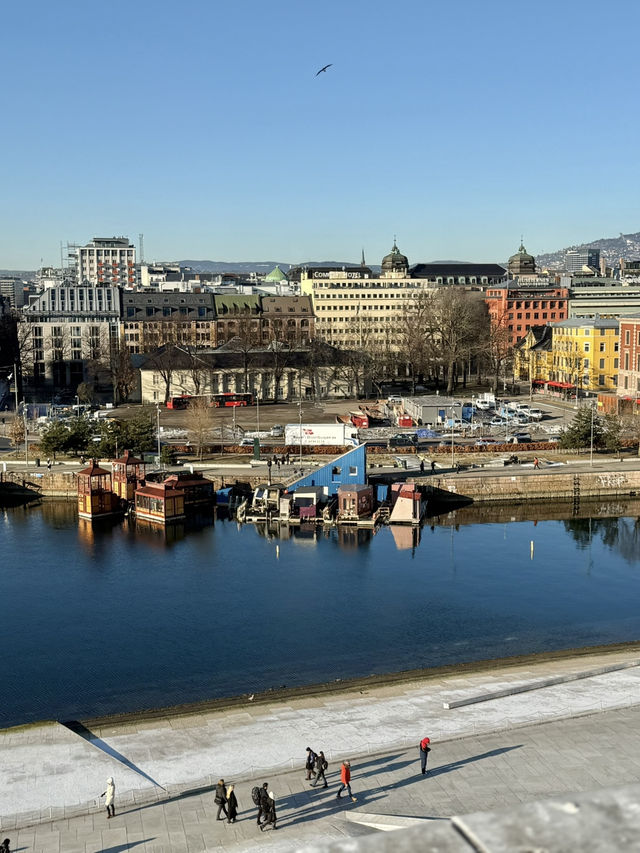 A Chill Day in Oslo – Coffee, Culture & Sunset Strolls