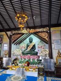 พระเจ้าห้าพระองค์ @ วัดพระธาตุผาซ่อนแก้ว