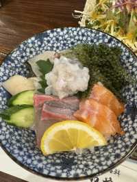 【北九州グルメ】肉も刺身もご飯も野菜も！いろいろ楽しめる定食屋さん🍚