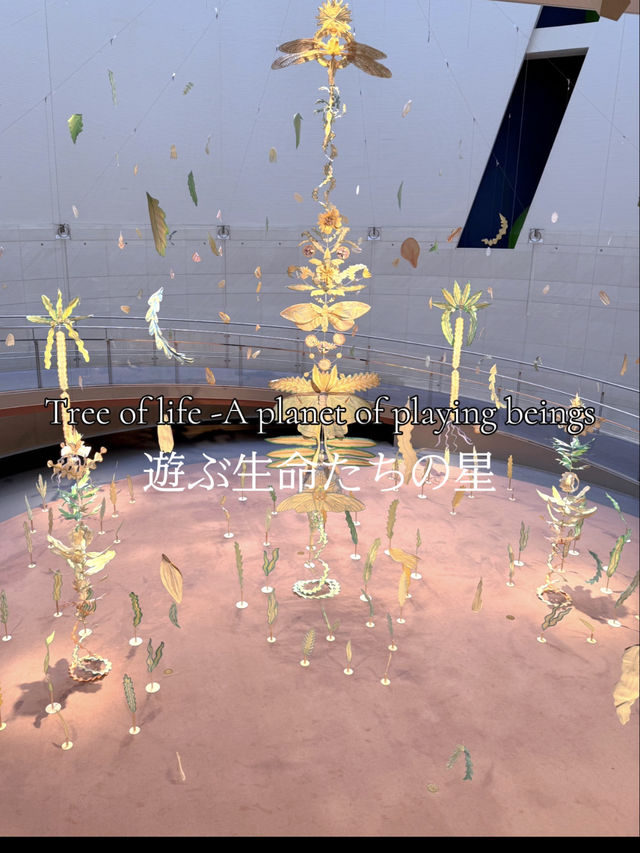 【無料】期間限定　美術展　Tree of life -A planet of playing beings