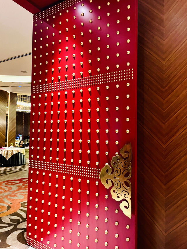 Le Mei Chinese Restaurant: Elegant Dining in the Heart of Putrajaya