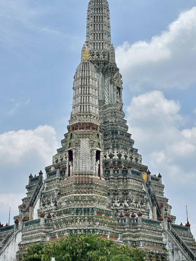 วัดอรุณราชวรารามวัดคู่เมืองย่านริมแม่น้ำเจ้าพระยา