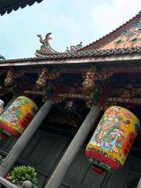🌸 Tranquility in the Heart of Taipei – Longshan Temple Magic