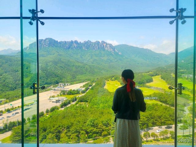 울산바위를 가까이서 볼 수 있는 카페