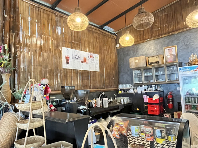 “ดอยช้าง พักใจในสายหมอก หอมกาแฟกลางขุนเขา”