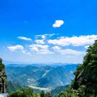 百歲山 — 端午尋幽