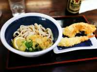 【🇯🇵香川・琴平】金刀比羅宮参道で味わう本格手打ちうどん「こんぴらうどん 参道店」
