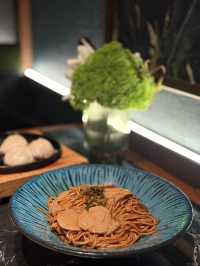 呢間餐廳環境舒適，食物質素好。