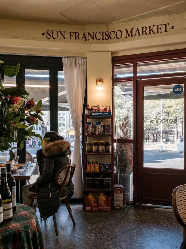 Sonny's Sun Francisco Market