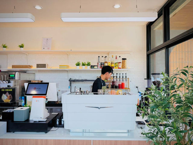 Osmosis Cafe ☕️Coffee & Co-Working Space 