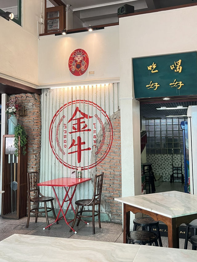 A day in Charoen Krung, Bangkok