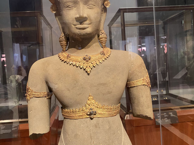 The National Museum of Cambodia,a collection of Khmer art and artifacts