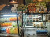 คาเฟ่ อเมซอน ชั้น 2 ที่อิมแพ็ค เมืองทองธานี 
