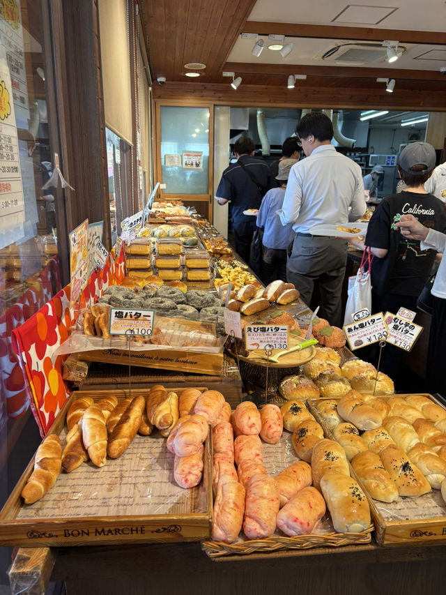 【日本・大阪🇯🇵】地元に人気のパン屋さん🍞