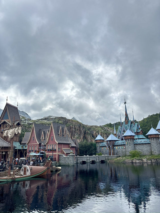 Hong Kong Disneyland 