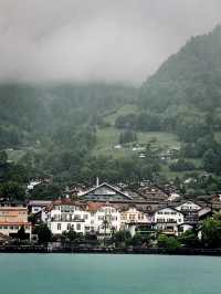 Brienzersee: Where Turquoise Dreams Meet Alpine Peace