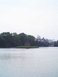 Roam around ย่านชิค ๆ ในฮานอย