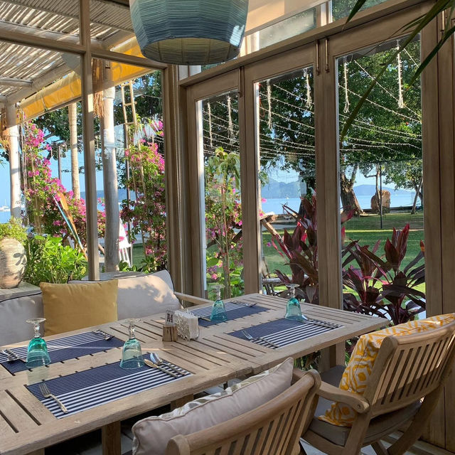 🌴☀️ KEP Phuket – คาเฟ่ริมทะเล ที่หลบซ่อนความชิลล์