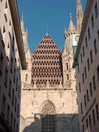 【ウィーン・シュテファン大聖堂】⛪街のシンボルで歴史を感じる