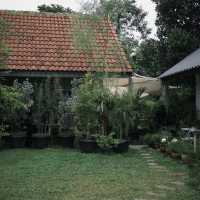 Sunsixmoon Cafe 